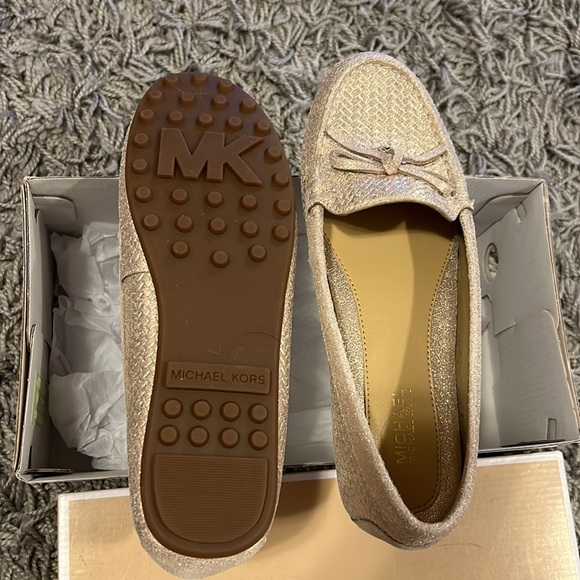 Never been worn Michael Kors dress shoes☺️ - Picture 2 of 3